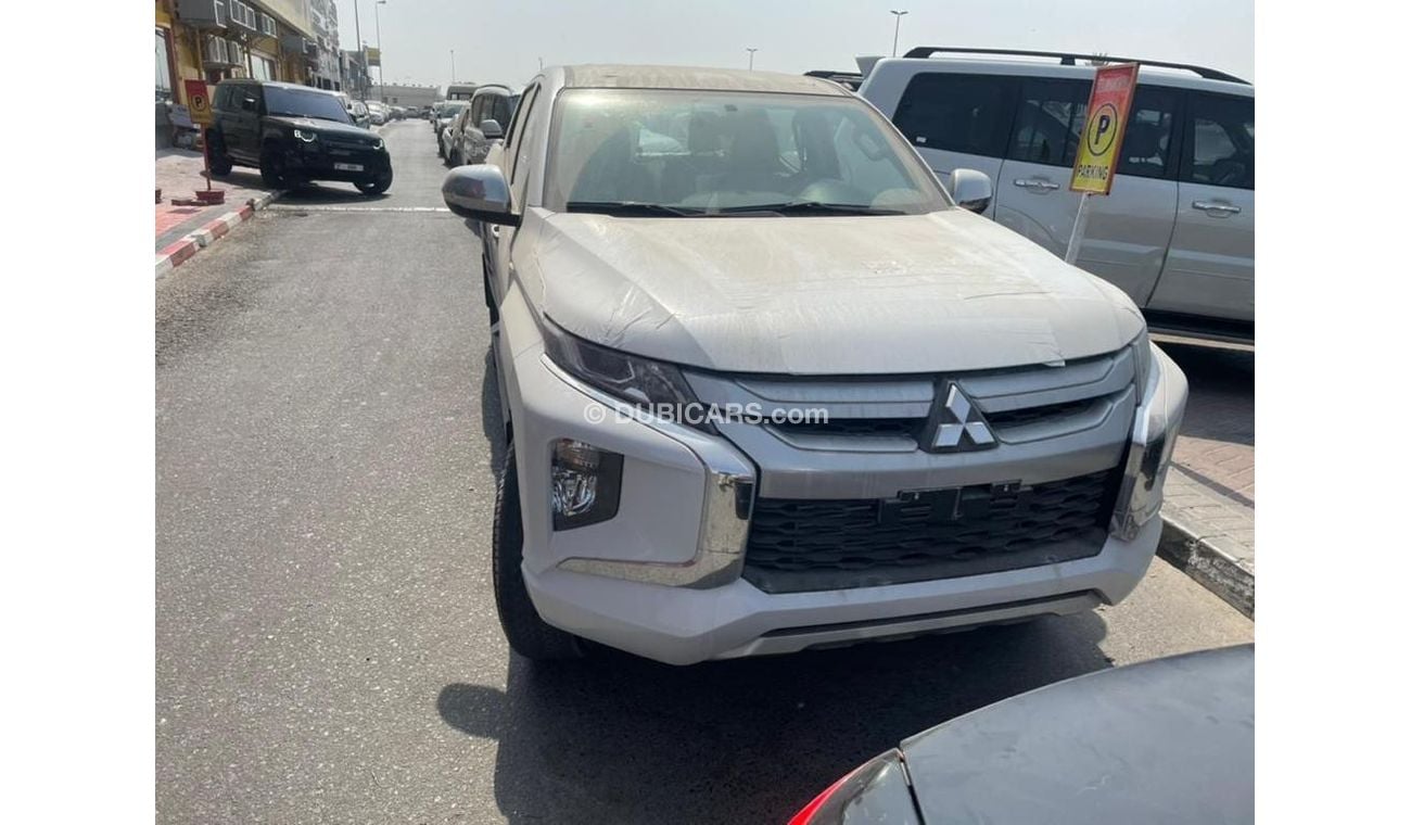 Mitsubishi L200 L200 // model 2021 // diesel engine // manual gear box