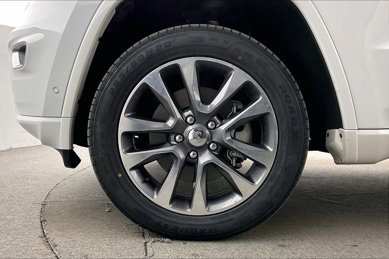 Jeep Grand Cherokee Overland | National Day Celebration | Guaranteed Warranty | 0 Down Payment