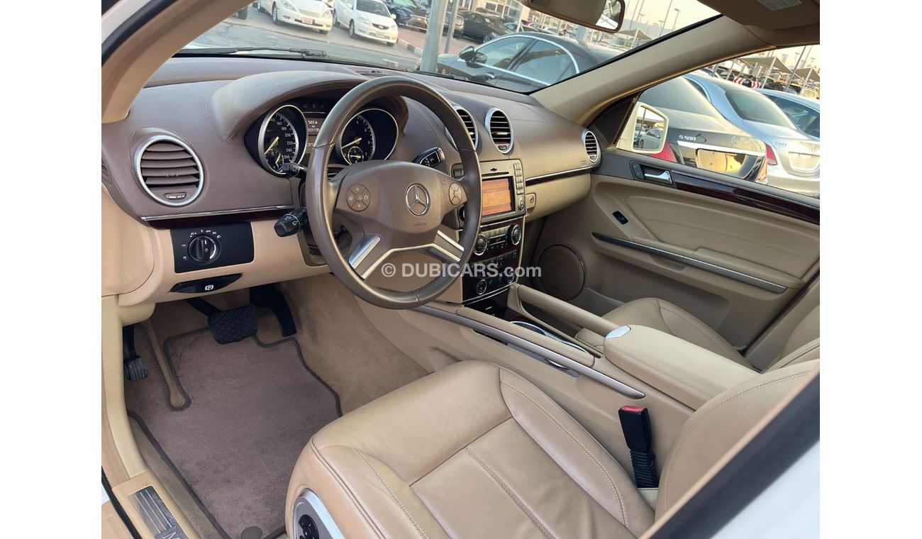 Mercedes-Benz GL 450 Mercedes GL 450 _GCC_2011_Excellent Condition _Full option