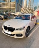 بي أم دبليو 750Li Luxury 4.4L (523 HP)