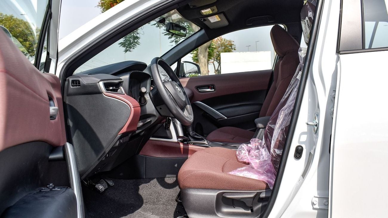 تويوتا كورولا كروس ECT0048 - Toyota Corolla Cross 1.8L Petrol Auto White