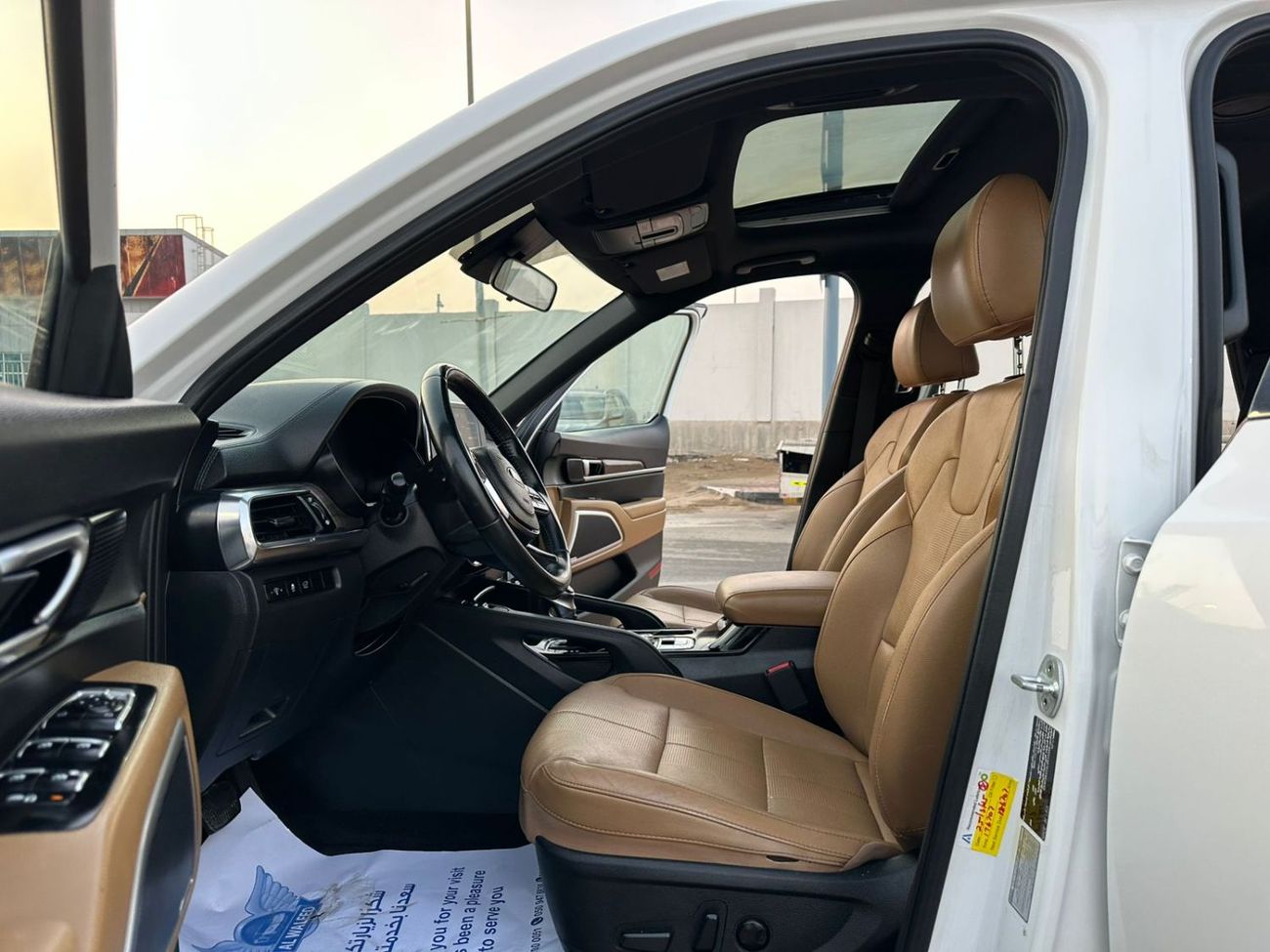 كيا تيلورايد LX 3.8L (295 HP)