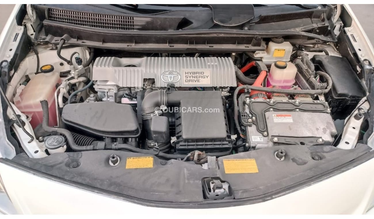 Toyota Prius Alpha 1.8L Hybrid 2011MY ( Used Car )