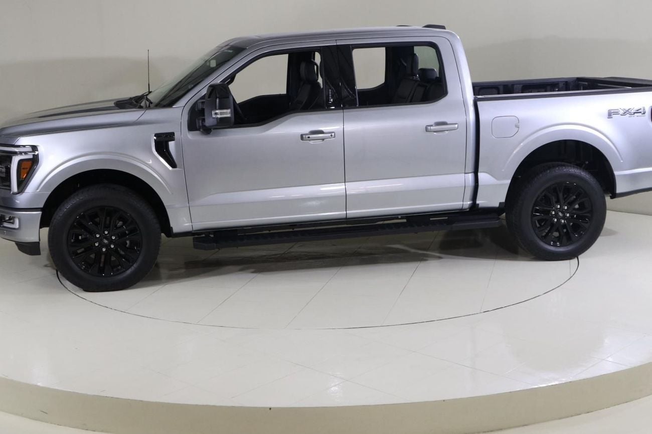 فورد F 150 LARIAT CREW CAB 1524EB/ AL TAYER MOTORS AL QOUZ SHOWROOM