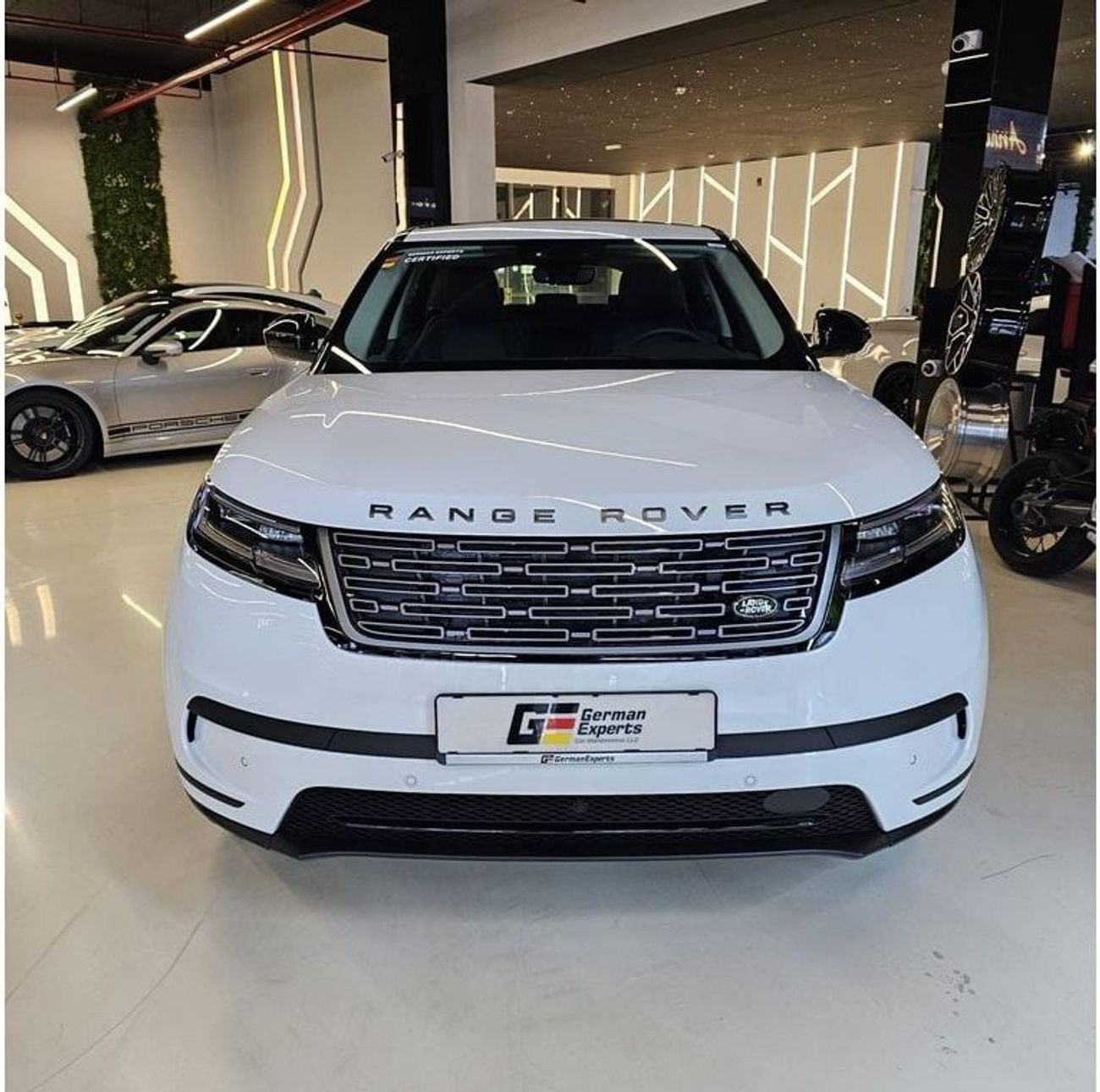 لاند روفر رينج روفر فيلار 2025 Range Rover Velar P250 DYNAMIC SE