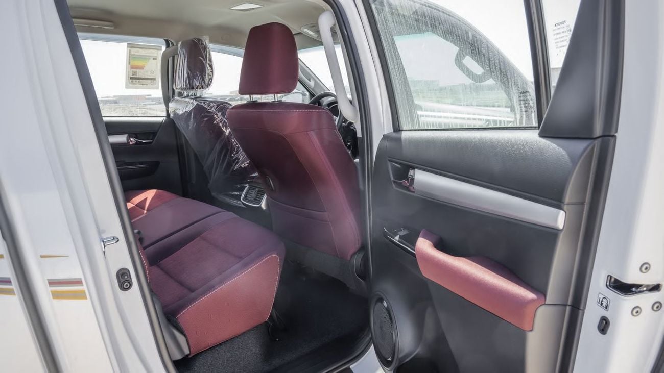Toyota Hilux ECTAV0094 - 2026 Toyota Hilux Double Cab - High Options with Key Start - 2.4 Diesel Manual -- White