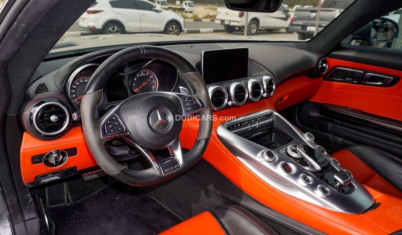 مرسيدس بنز AMG GT S