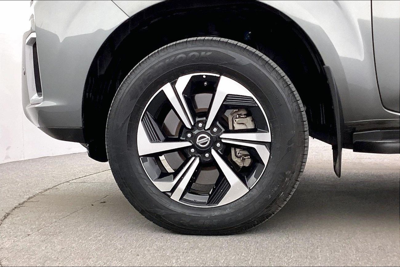 Nissan XTerra Platinum | Guaranteed Warranty | 0 Down Payment