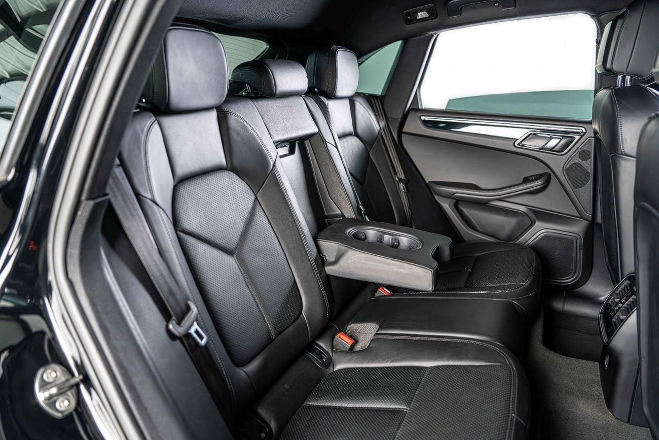 Porsche Macan S 3.0L (340 HP) Black On Black-21 Inch Rims-Red Brake Calipers-Low Mileage