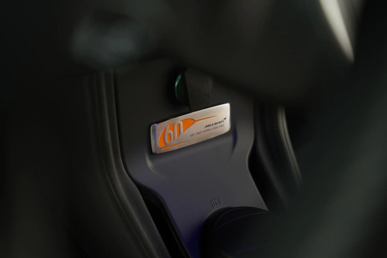 McLaren GT