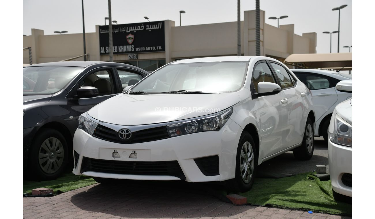 Toyota Corolla 2015 GCC No Accident No Paint A perfect Condition
