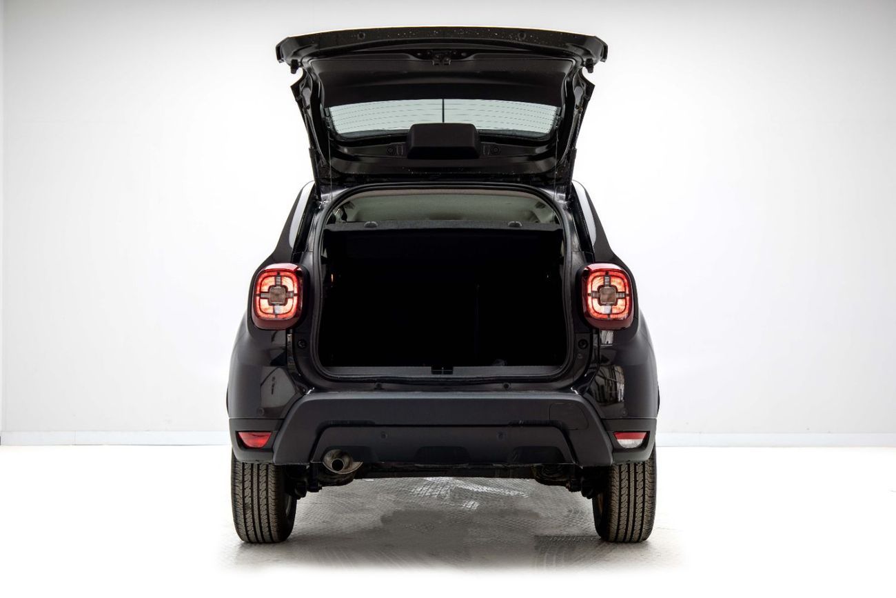 Renault Duster SE 1.6L - Black Inside Black | Export Only