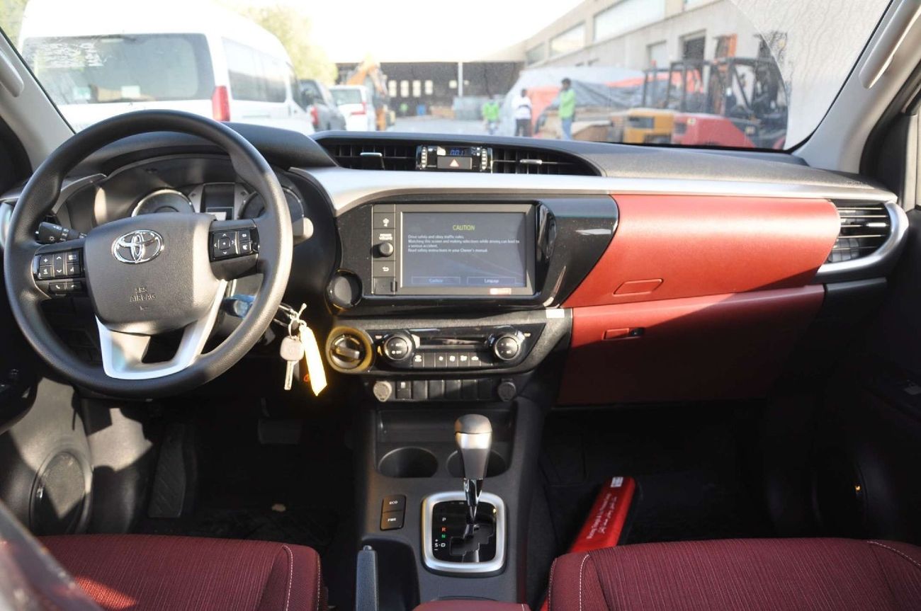 New Toyota Hilux 2.7L 4X4 2023 2023 for sale in Dubai - 559877