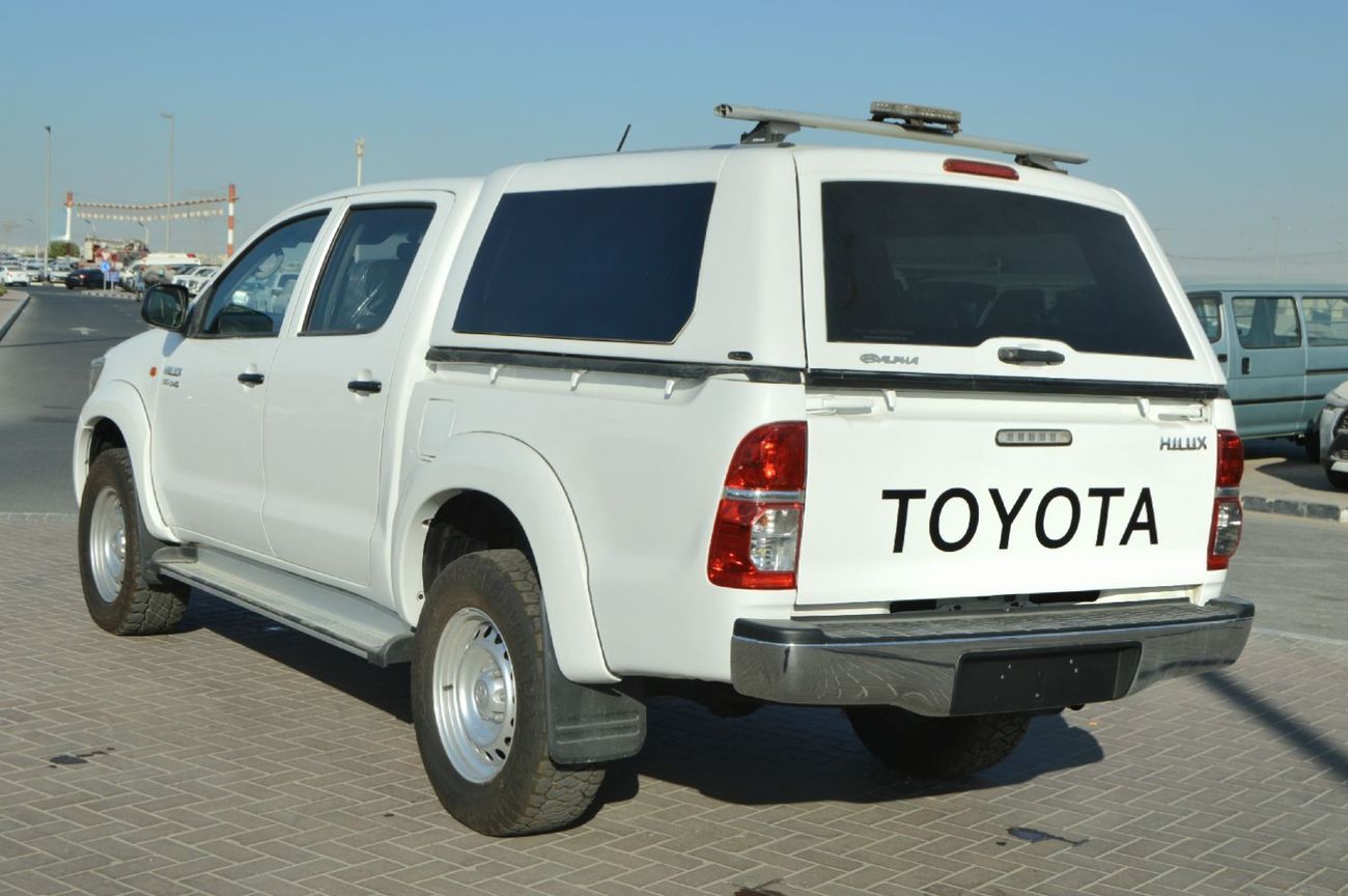 تويوتا هيلوكس Double cabin 3.0L, perfect inside and outside