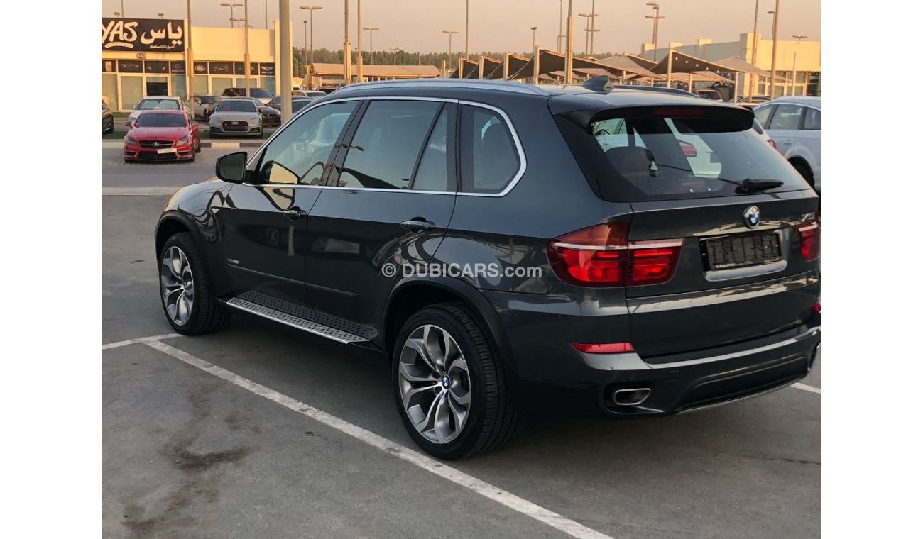 بي أم دبليو X5 النوع : بي ام دبليو X5 الموديل : 2011 المواصفات :     خليجي فل مواصفات بانوراما شاشه وتحكم كهربي كام