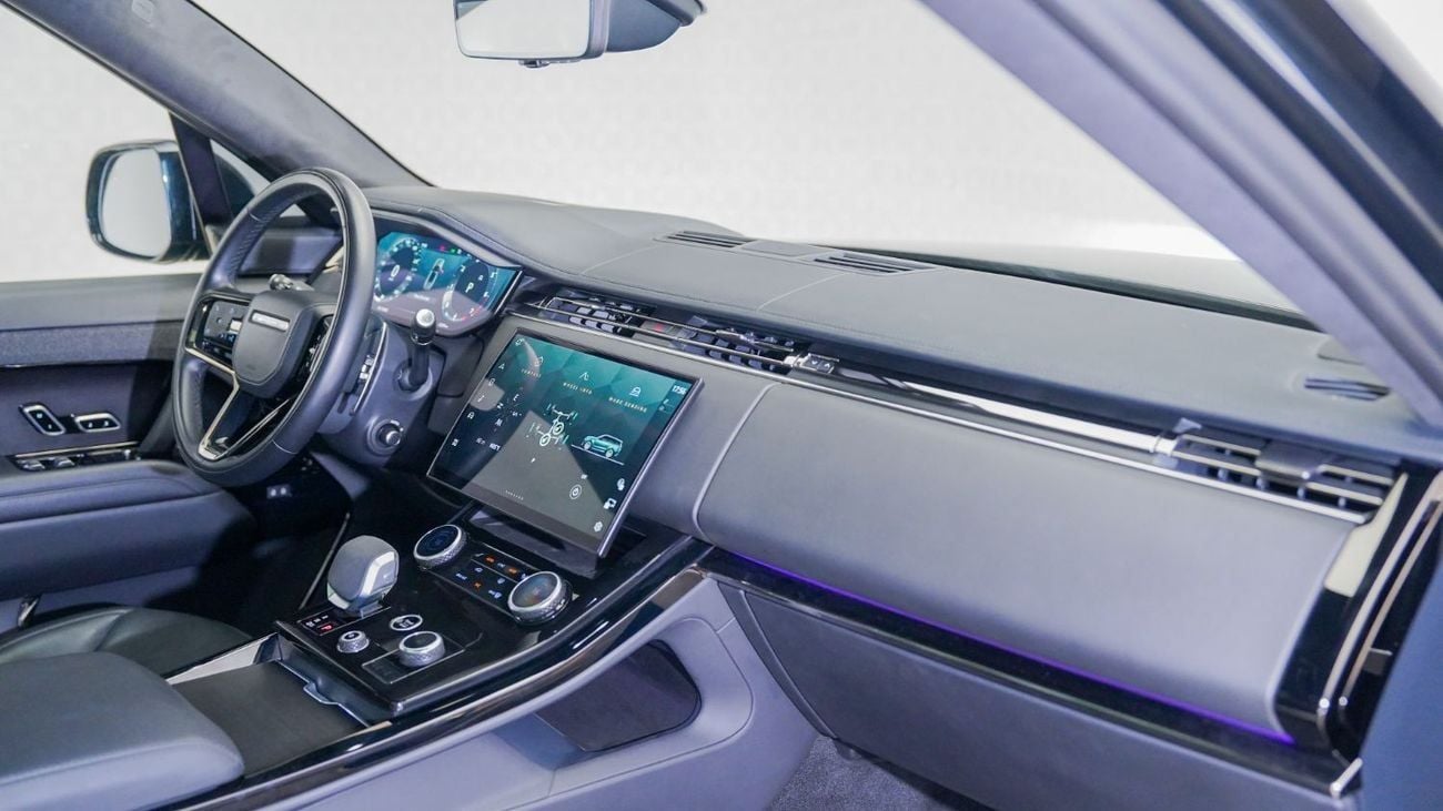 Land Rover Range Rover Sport Range Rover Sport P530 First Edition | AED 7,319 PM | Warranty November 2027 | GCC