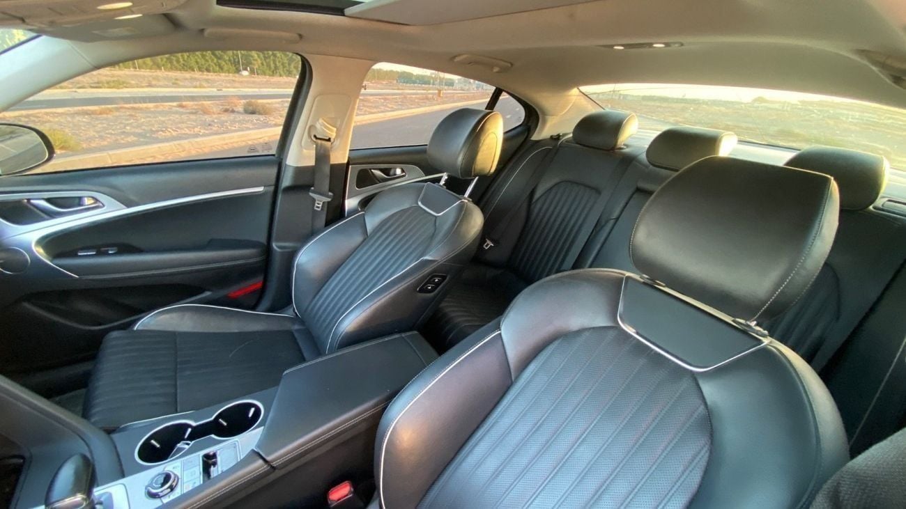 جينيسس G70 ROYAL Platinum 2.0L RWD