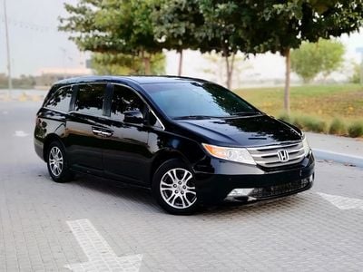 هوندا اوديسي J LX | GCC Specs | Well Maintained Full Option Van With Rear Entertainment