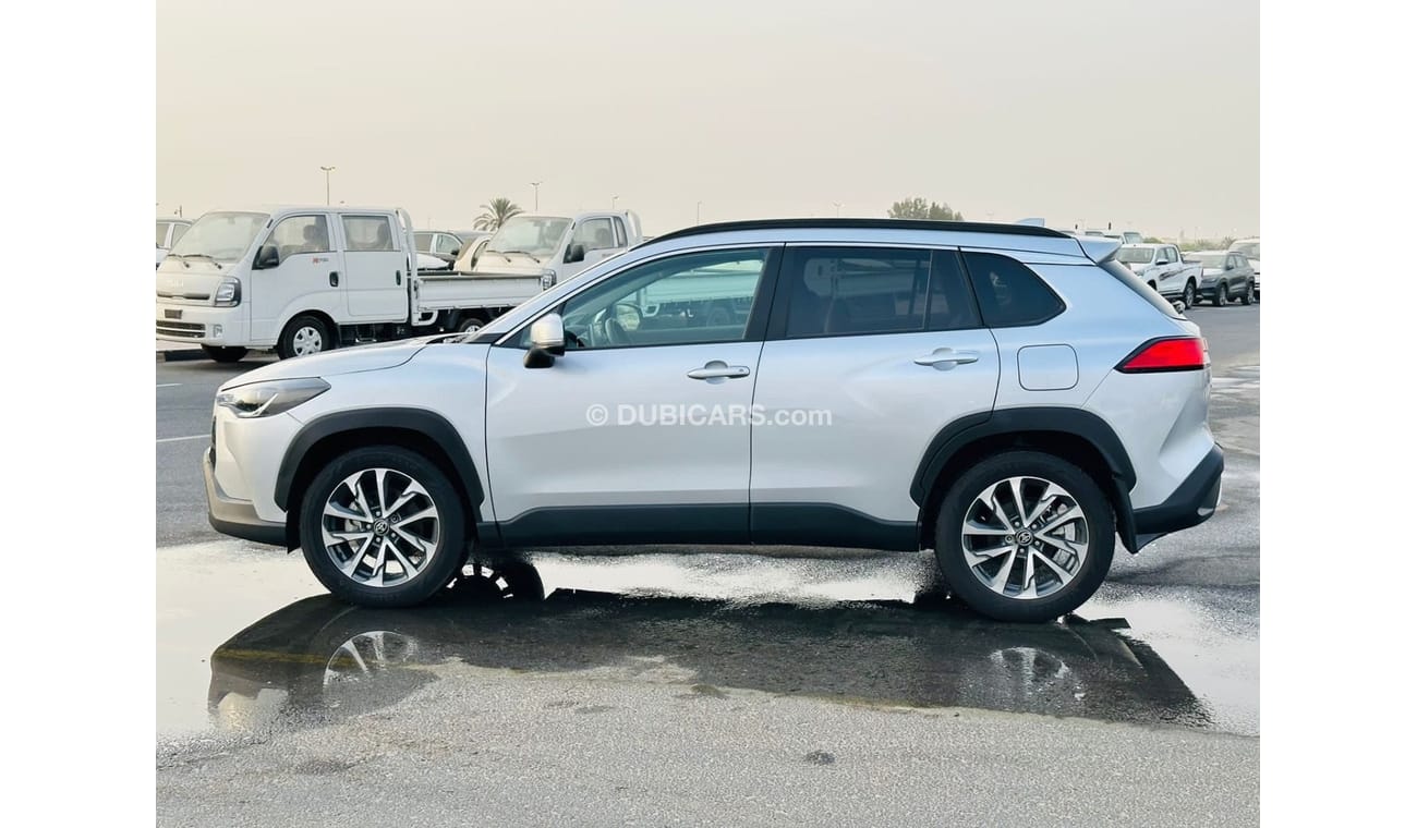 تويوتا كورولا كروس Toyota Corolla cross 2022 Full option 4x4