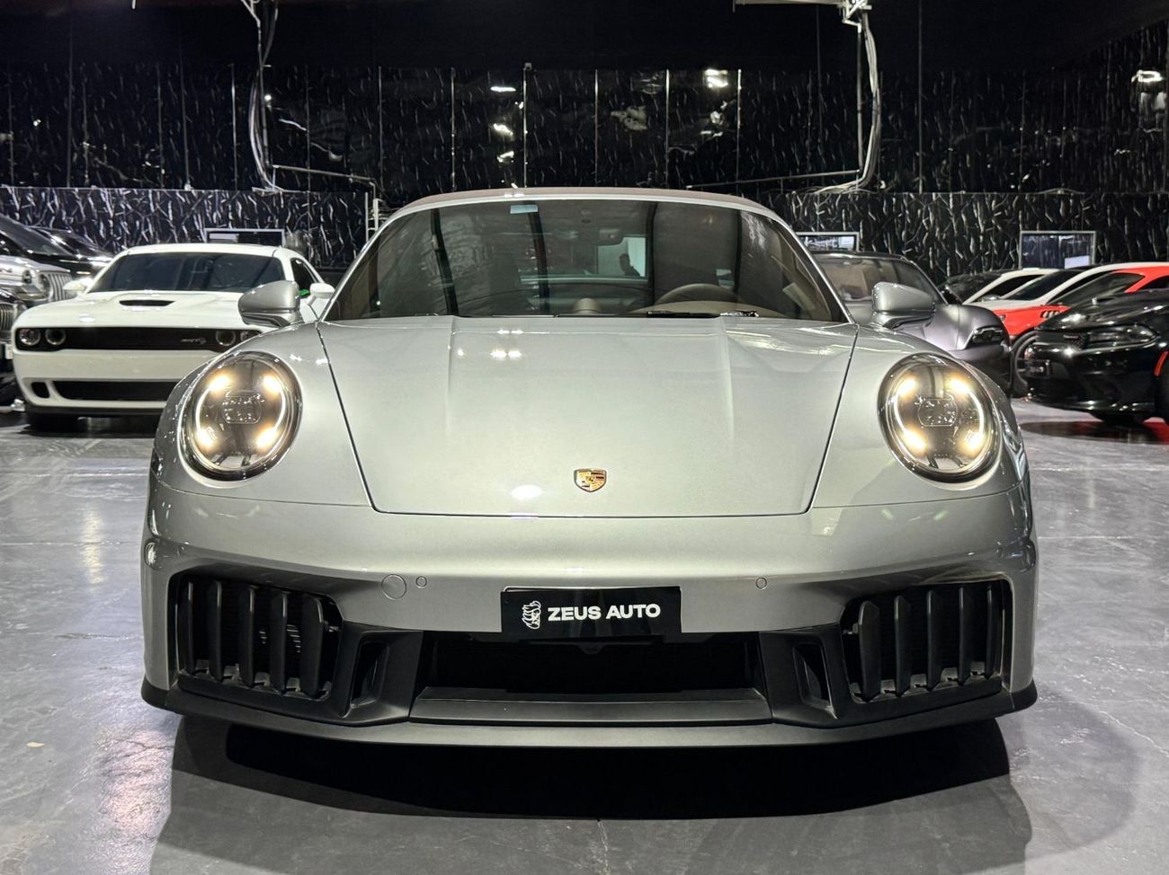 Porsche 911 Targa 4 GTS (541 HP) Convertible 2025 Porsche 911, 2027 Porsche Warranty, Sport Chrono Package, Very