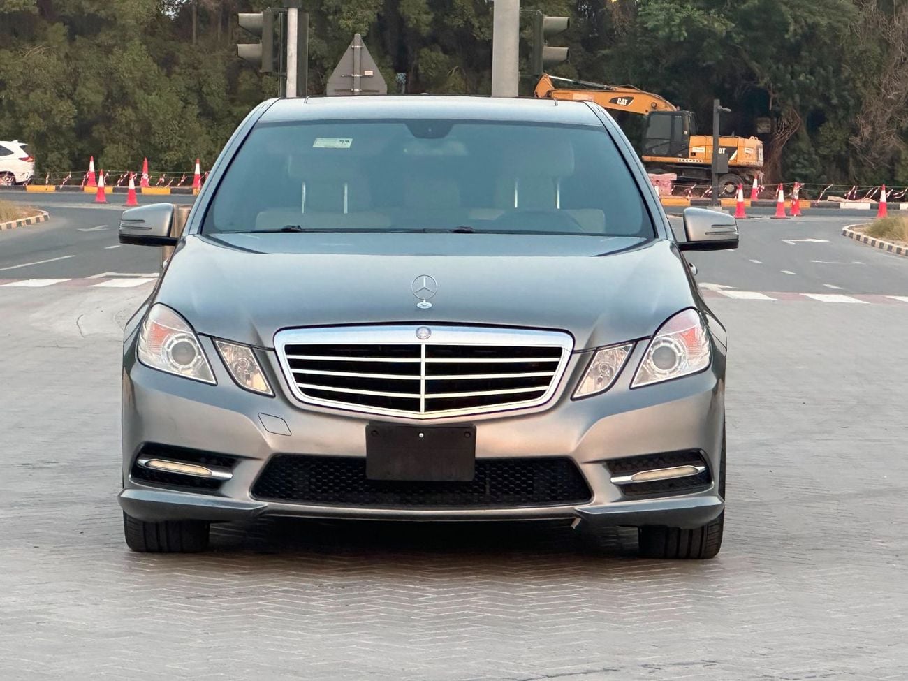 مرسيدس بنز E 350 4MATIC (NON GCC)