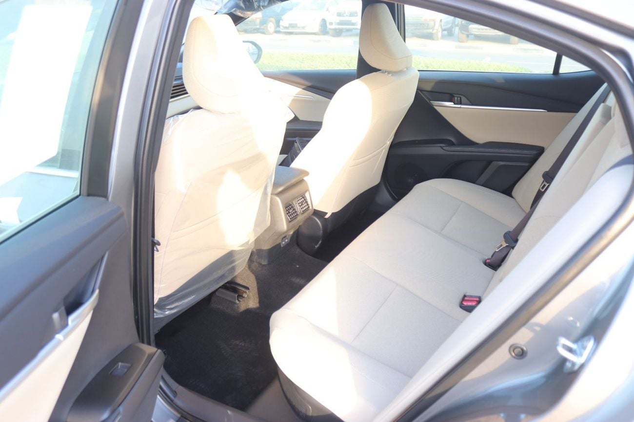 Toyota Camry E PLUS HEV 2.5 E-PLUS HYBRID, KEYLESS ENTRY, PUSH START, SUNROOF, MODEL 2025 SAUDI SPECS