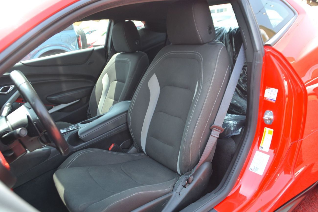 Chevrolet Camaro i4 2.0L