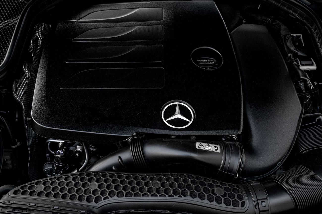 مرسيدس بنز C 200 C200 AMG Coupe | 3,036 P.M | 0% Downpayment | LOW KMS!