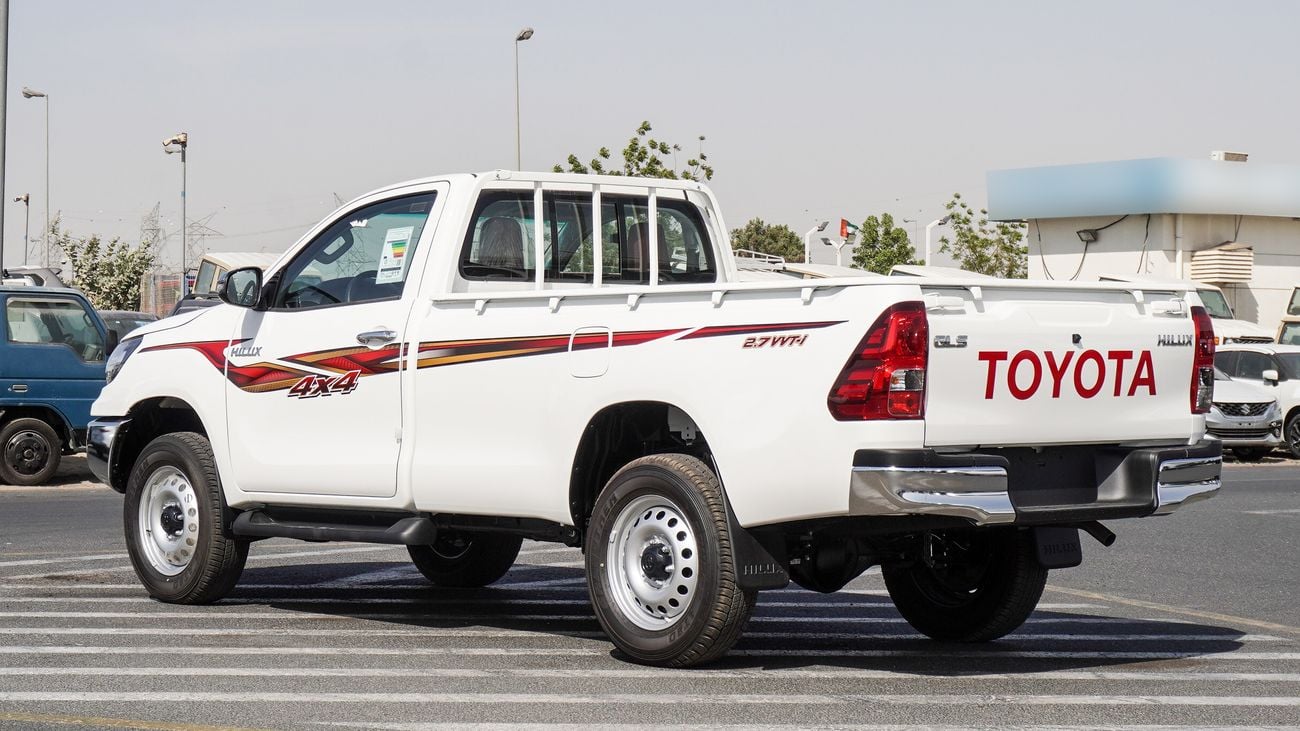 تويوتا هيلوكس 2.7L Single Cabin 4WD M/T