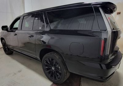 Cadillac Escalade Escalade ESV Sport Platinum ONYX Pkg | Fridge