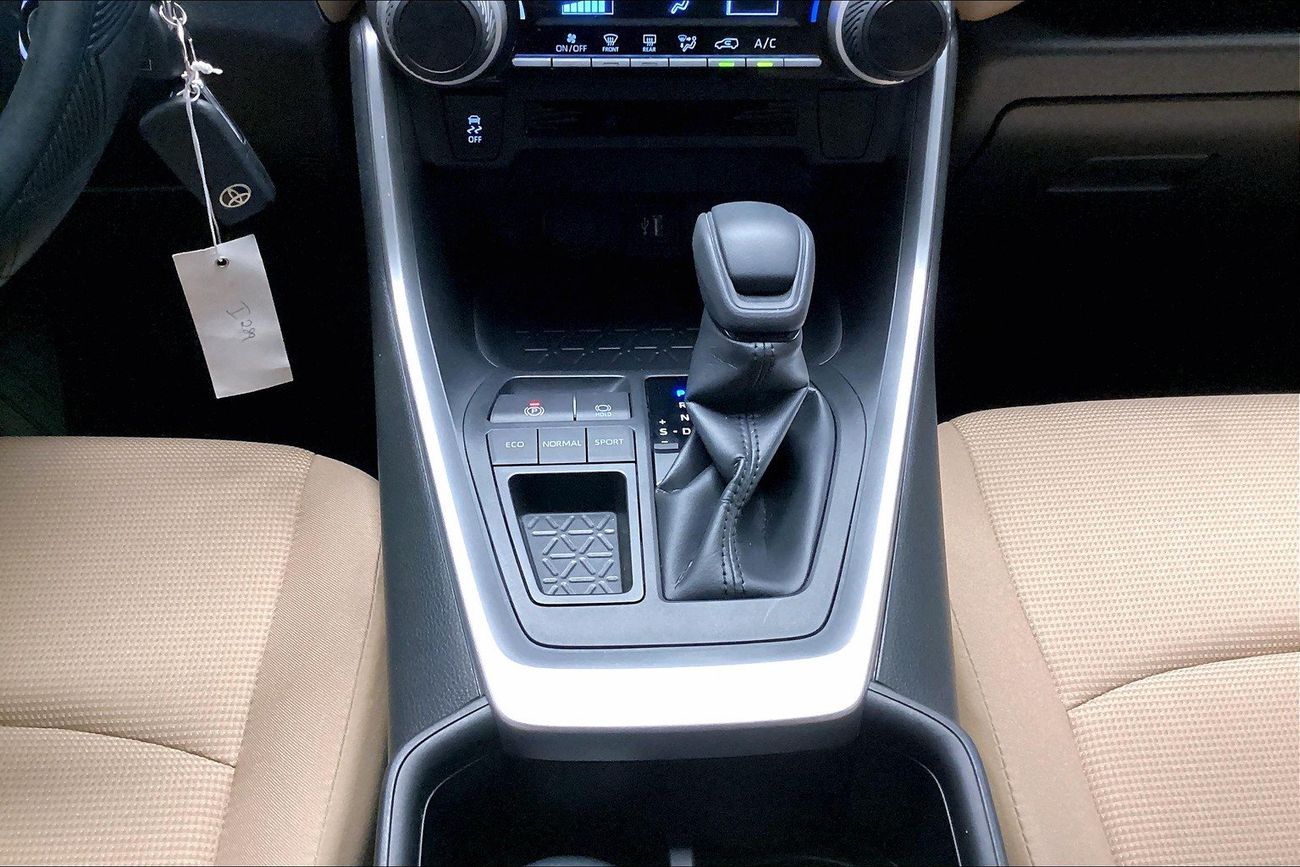 تويوتا راف ٤ EX | شامل الضمان | 0 ﺪﻔﻋﺓ ﺃﻮﻟﻯ