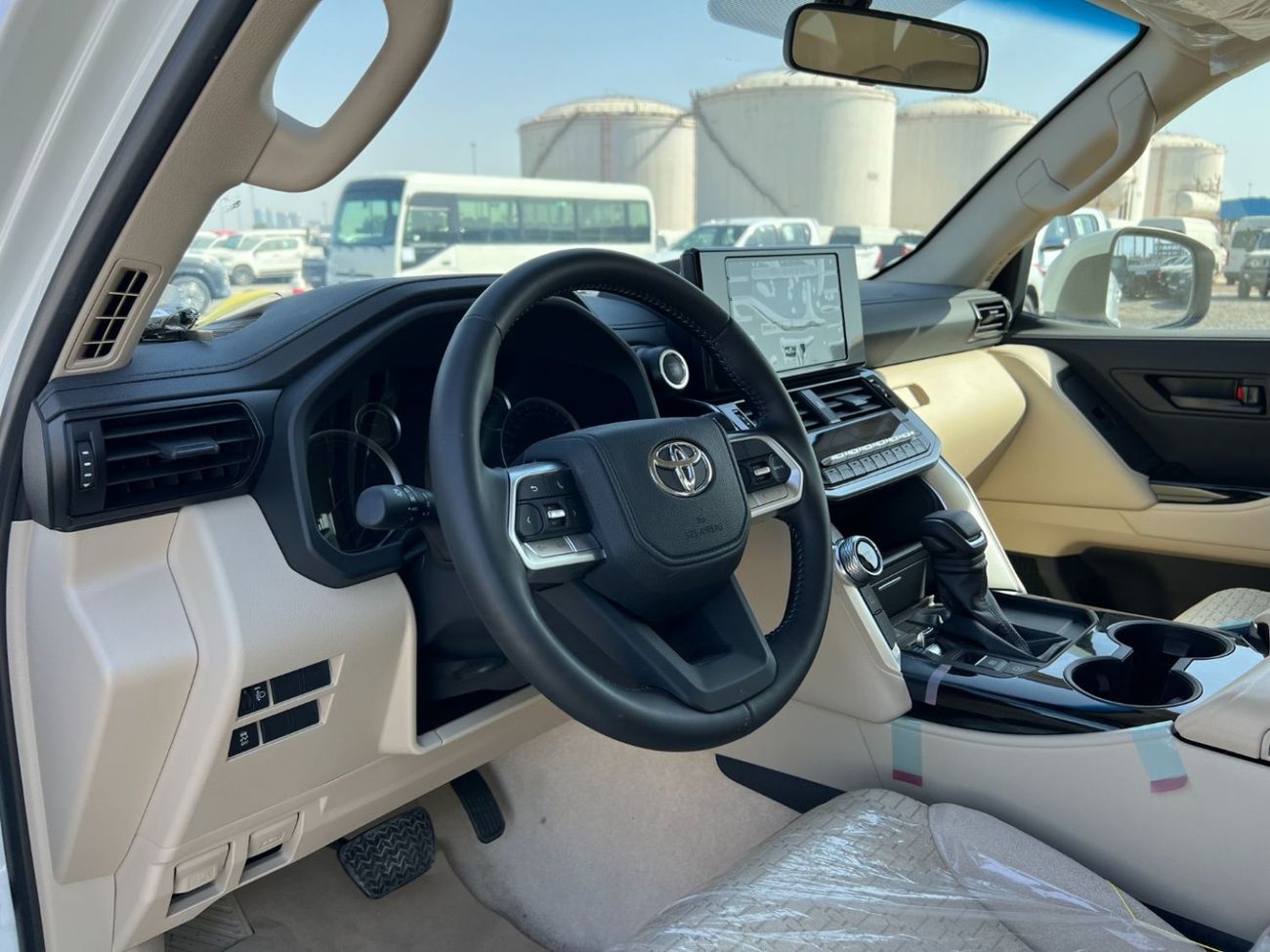 تويوتا لاند كروزر LC300 3.5 TT GXR-G