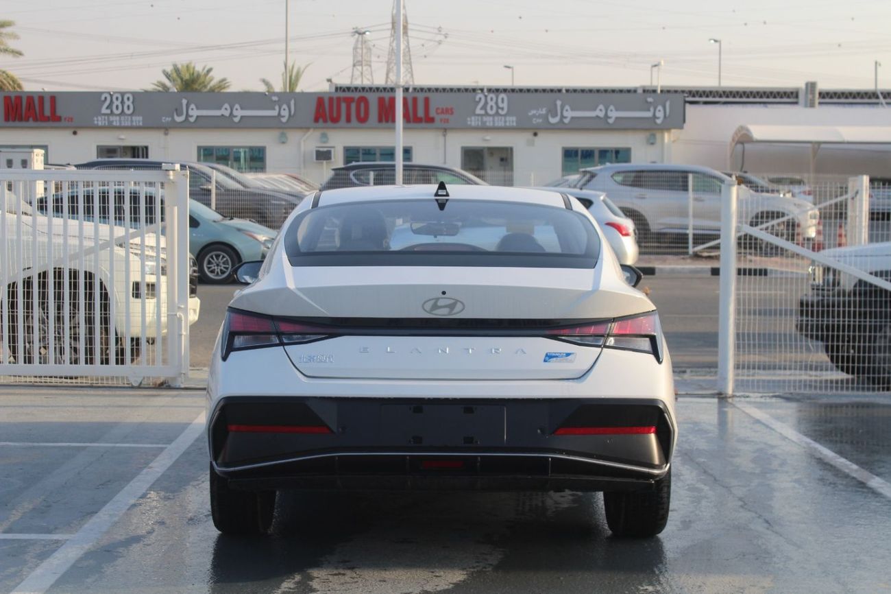 Hyundai Elantra 1.5 Comfort Automatic