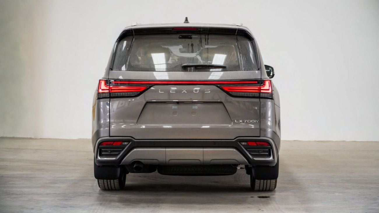 Lexus LX 700h F Sport