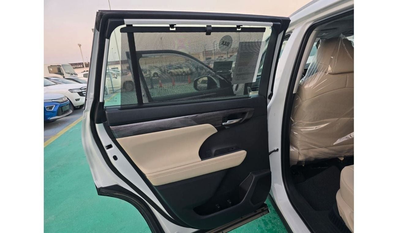 Toyota Highlander 2.5L Hybrid VXR (AWD)