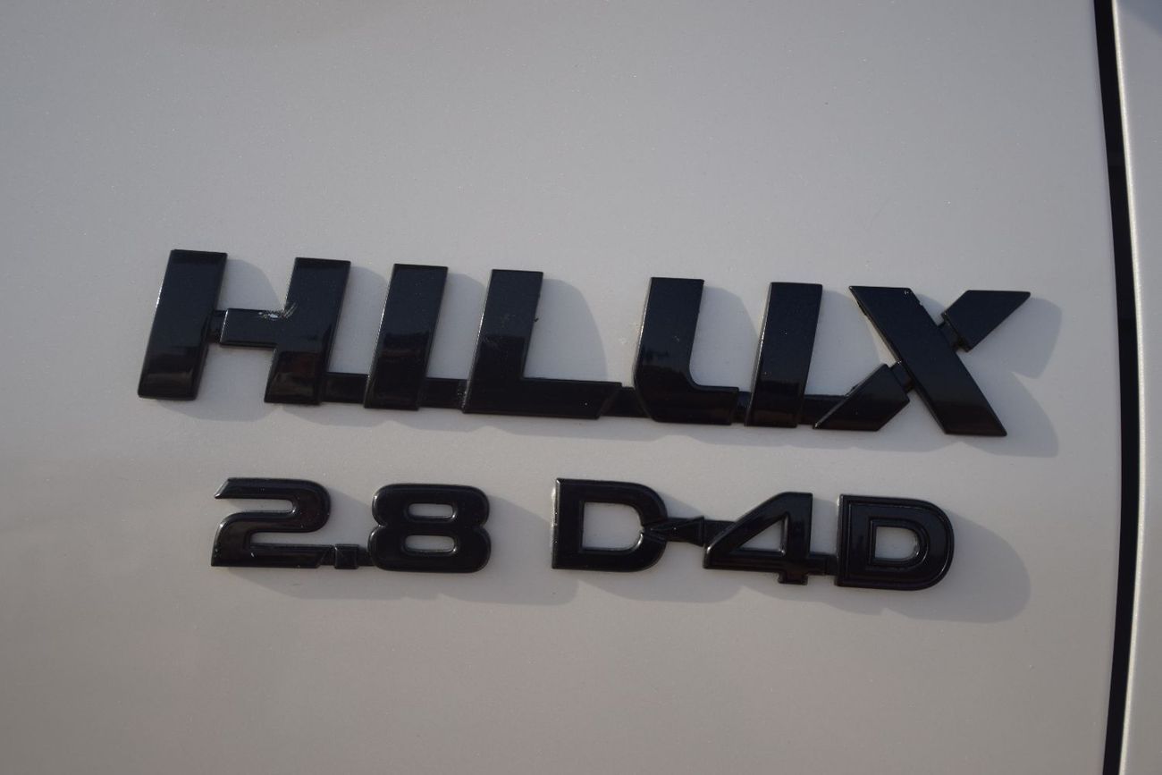 تويوتا هيلوكس S GLX Limited 2.8L A/T