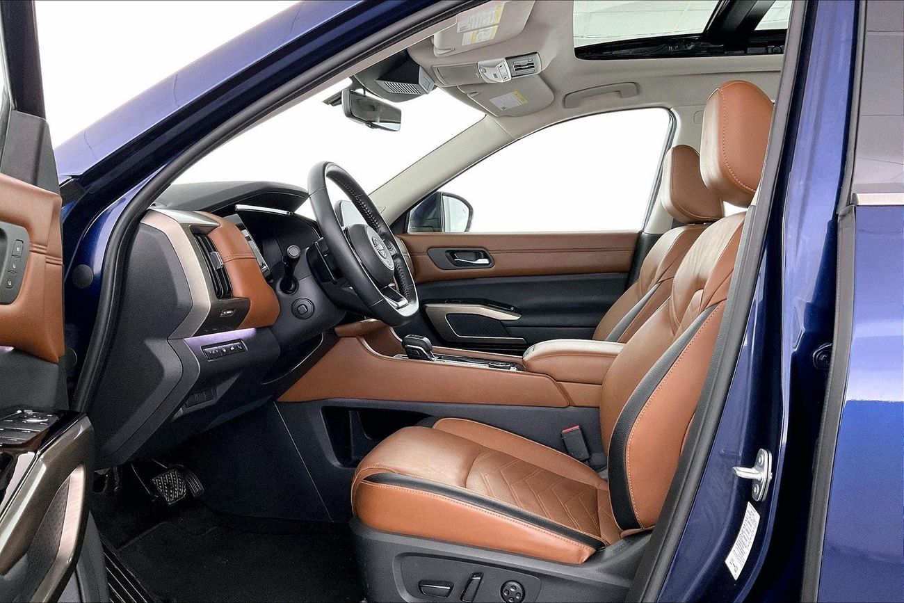 نيسان باثفايندر SL | عرض العيد الحصري | خالية من أضرار الفيضانات