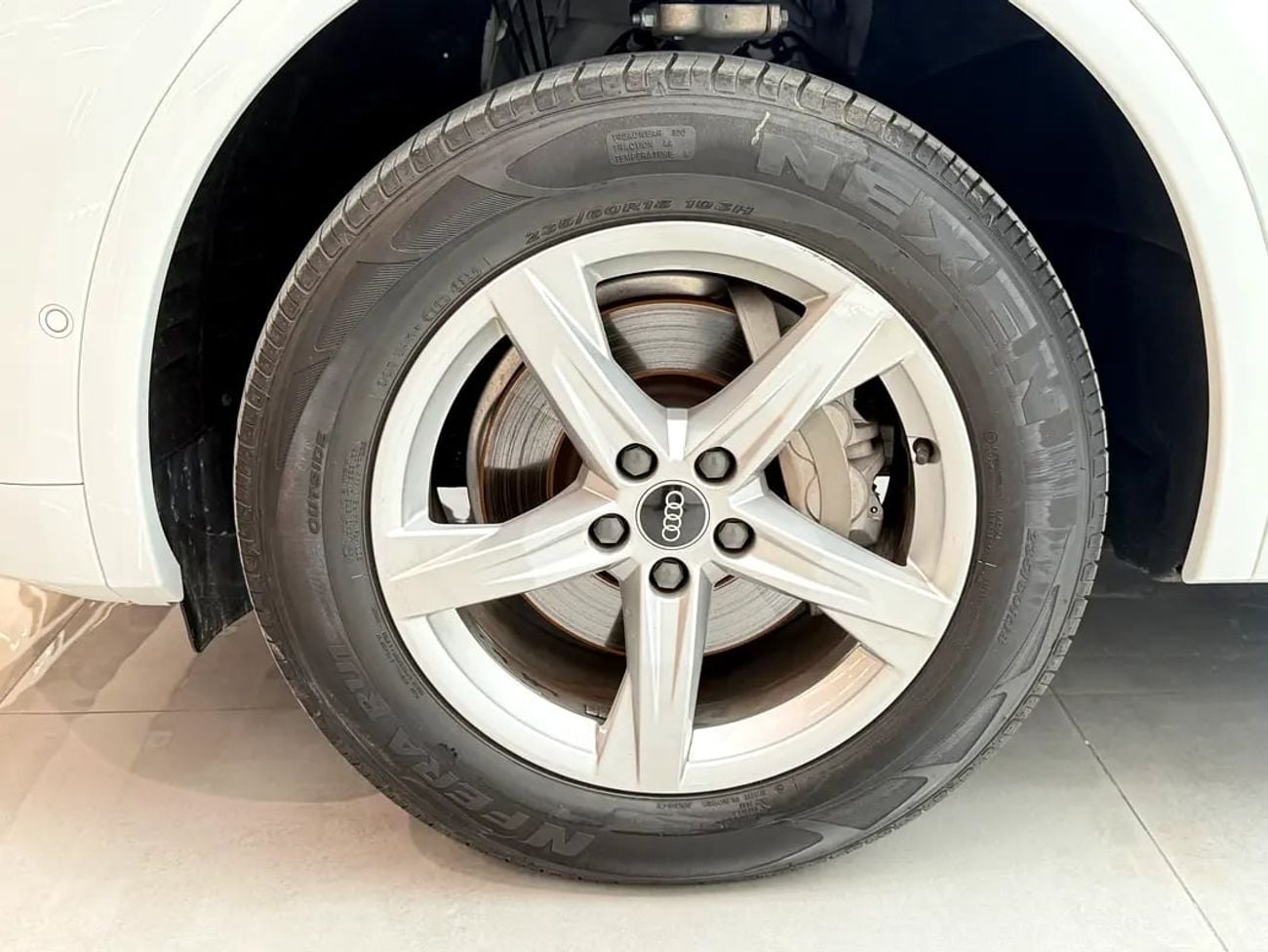 أودي Q5 45 TFSI | GCC Specs | S-line | Premium Interior