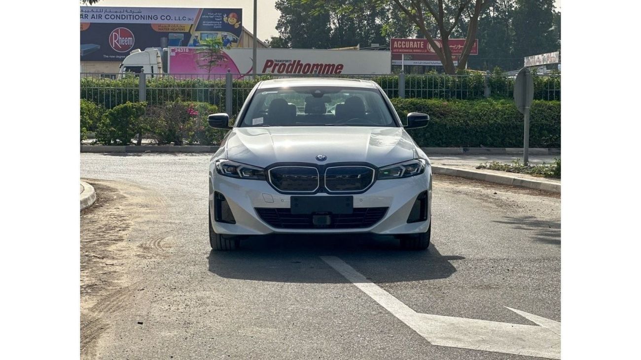 BMW i3 2024 NEW BMW I3 E-DRIVE40L / FULL OPTION (360 CAMERA, HUD)