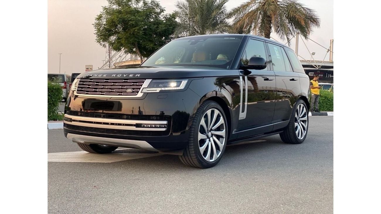 Land Rover Range Rover GCC SPEC UNDER WARRANTY AND SERVICE