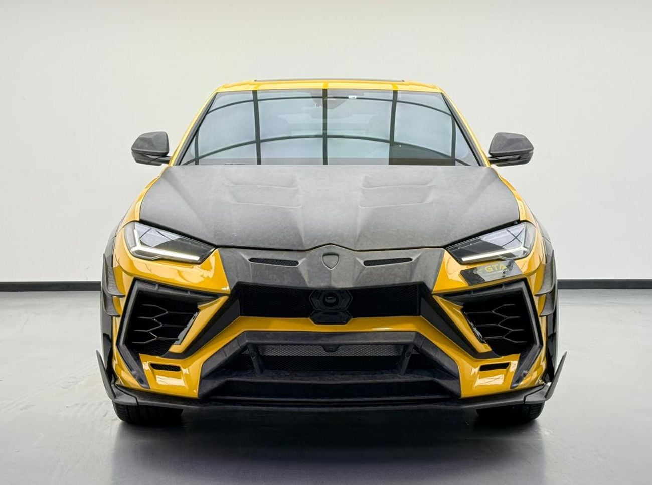 لامبورغيني اوروس STD 2020 Lamborghini Urus, Warranty, Full Lamborghini Service History, Very Low Km, Japanese