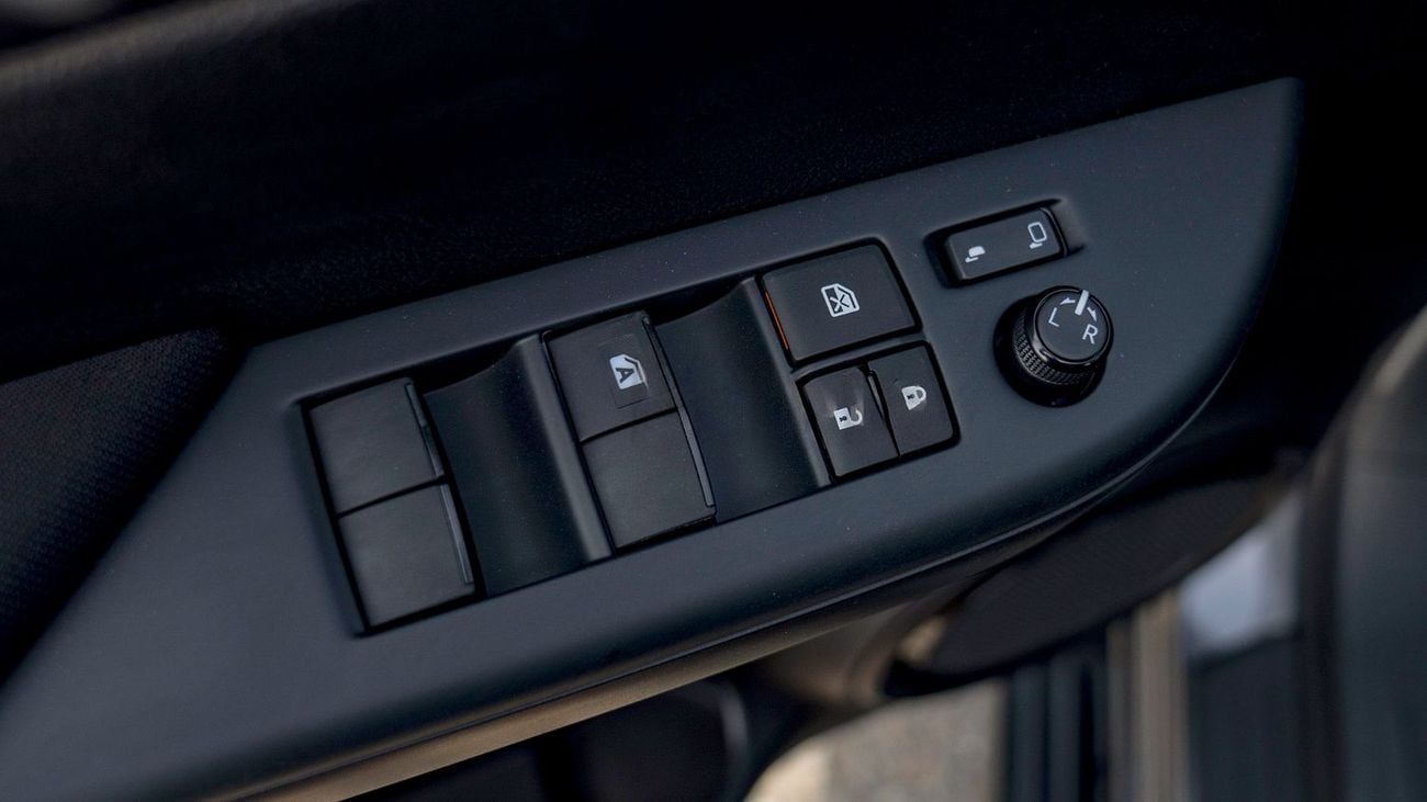 تويوتا هيلوكس 2025 Toyota Hilux 2.4 Double Cab Diesel AT 4x4