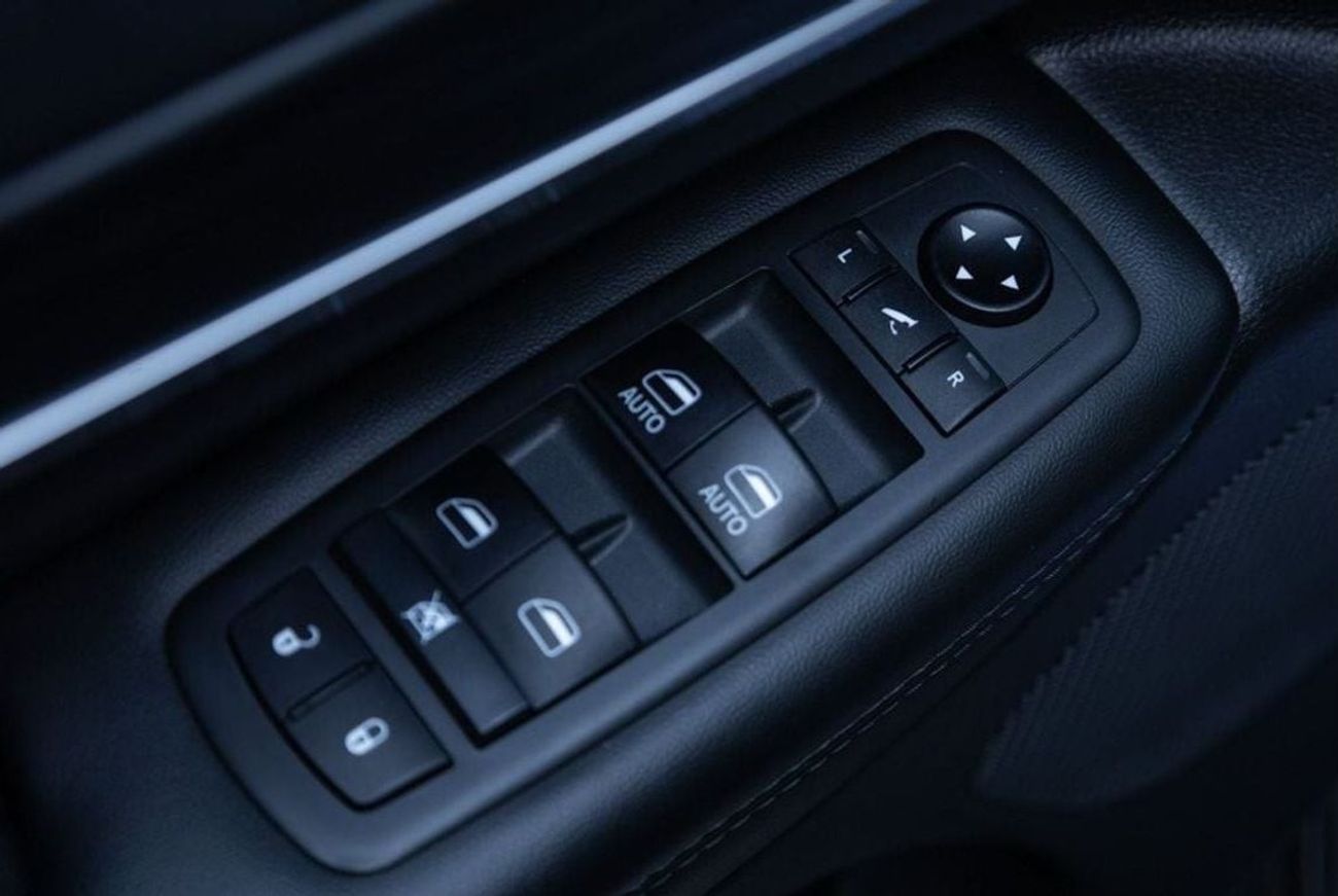 جيب جراند شيروكي Limited 3.6L Jeep Grand Cherokee Limited 2019 GCC under Warranty with Flexible Down-Payment.