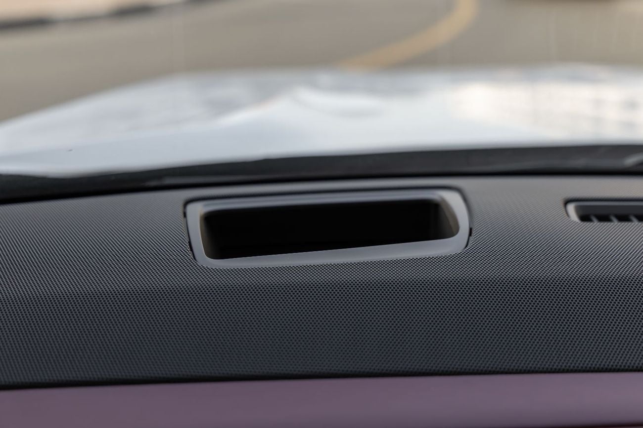 كاديلاك إسكالاد Sport 6.2L AWD Cadillac Escalade Sport - 2026 Brand New (Export)