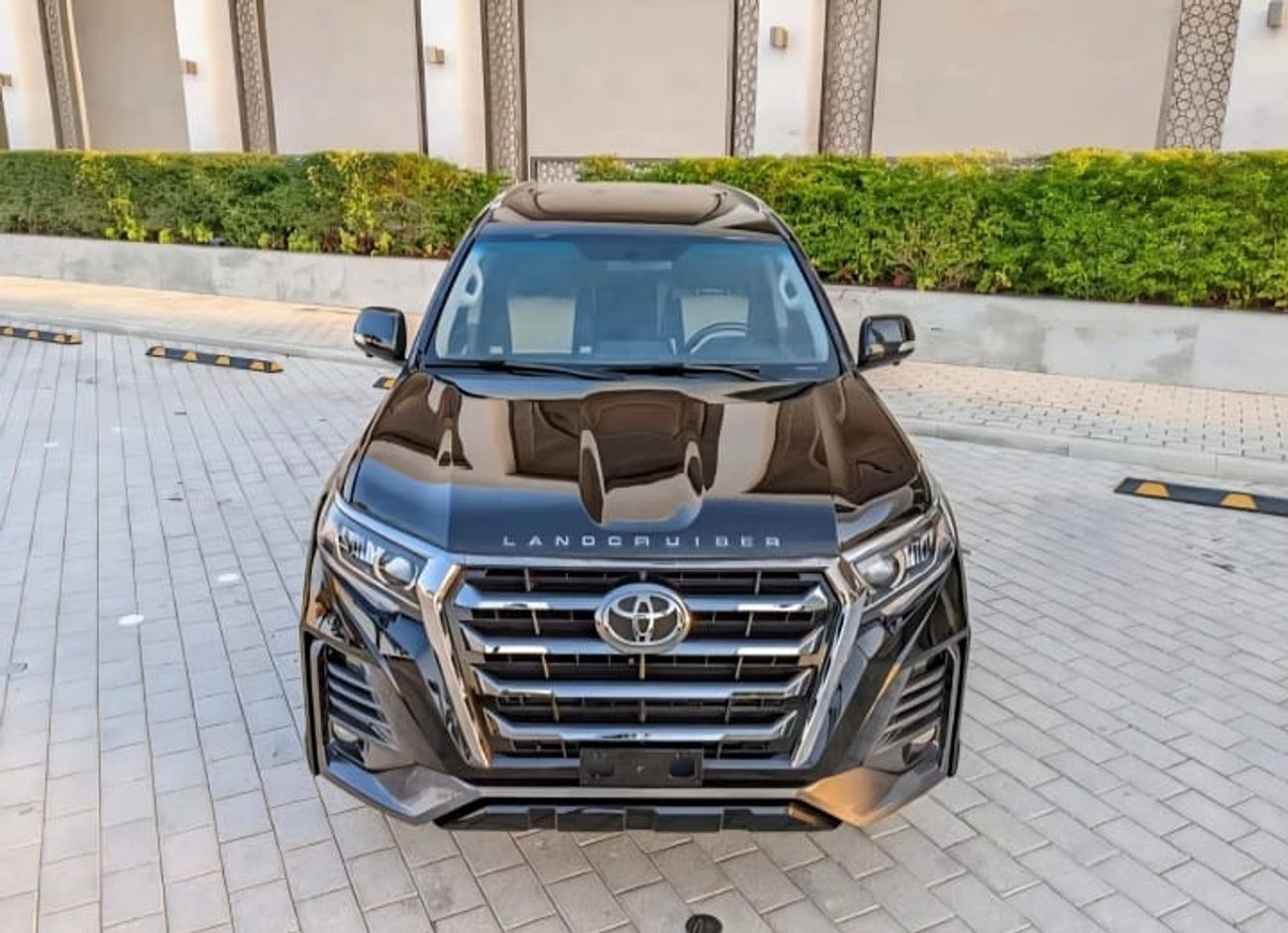 تويوتا برادو TX-L 4.0L LHD-AUTOMATIC-PETROL-4WD-7 SEATS-5 DOORS