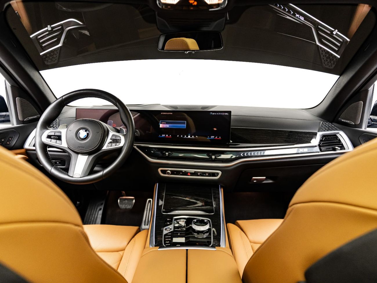 BMW X5 40i xDrive 3.0L 2025 BMW X5 xDrive40i M Sport Pro, BMW Warranty + Service Contract, Low Mileage, GCC