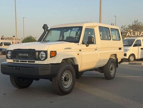 Toyota Land Cruiser 70 EXPORT ONLY - LC 78- 2.8L - DIESEL - AUTOMATIC