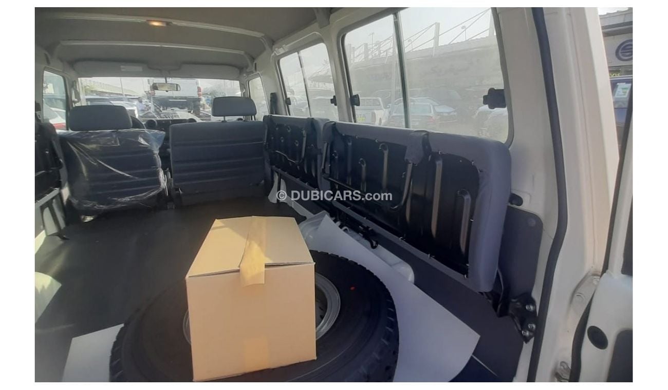 Toyota Land Cruiser 70 DIESEL 4.2L V6