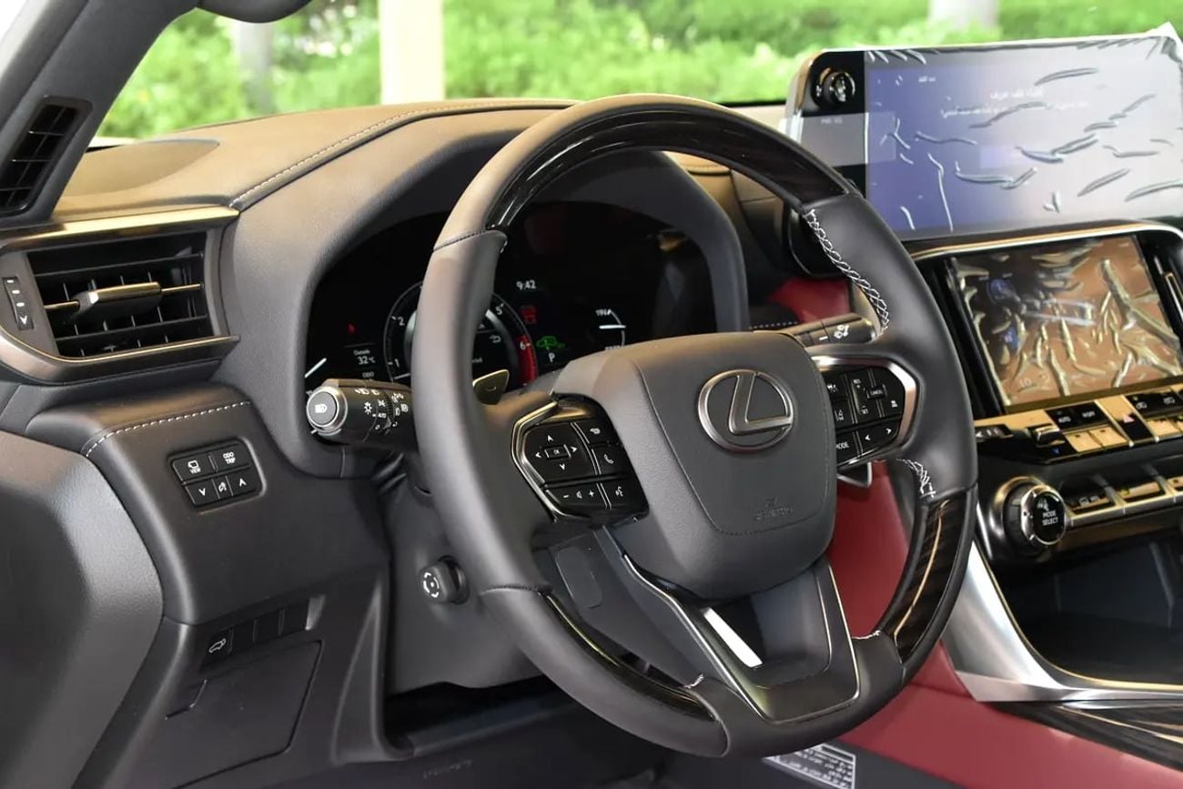 Lexus LX600 SIGNATURE | GCC Specs | Full Option l AlFuttaim Warranty