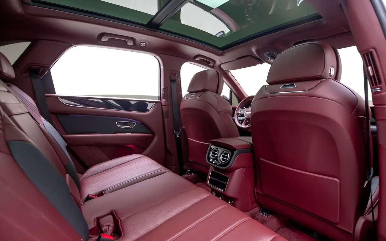 بنتلي بينتايجا S 4.0T - V8 Sports  - GCC Spec - With Warranty and Service Contract